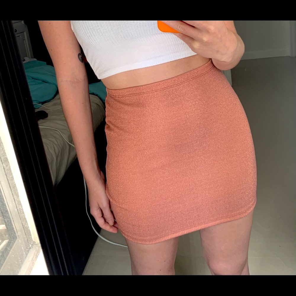 High-waisted mini skirt